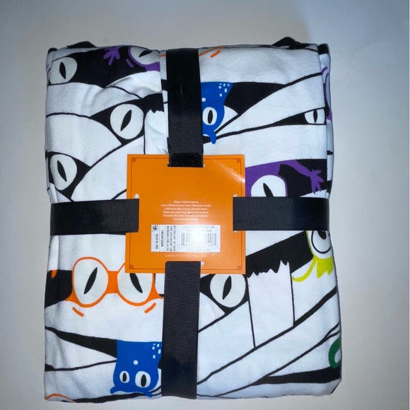 Target Hyde & Eek Women’s Halloween Pajamas - Picture 7 of 7